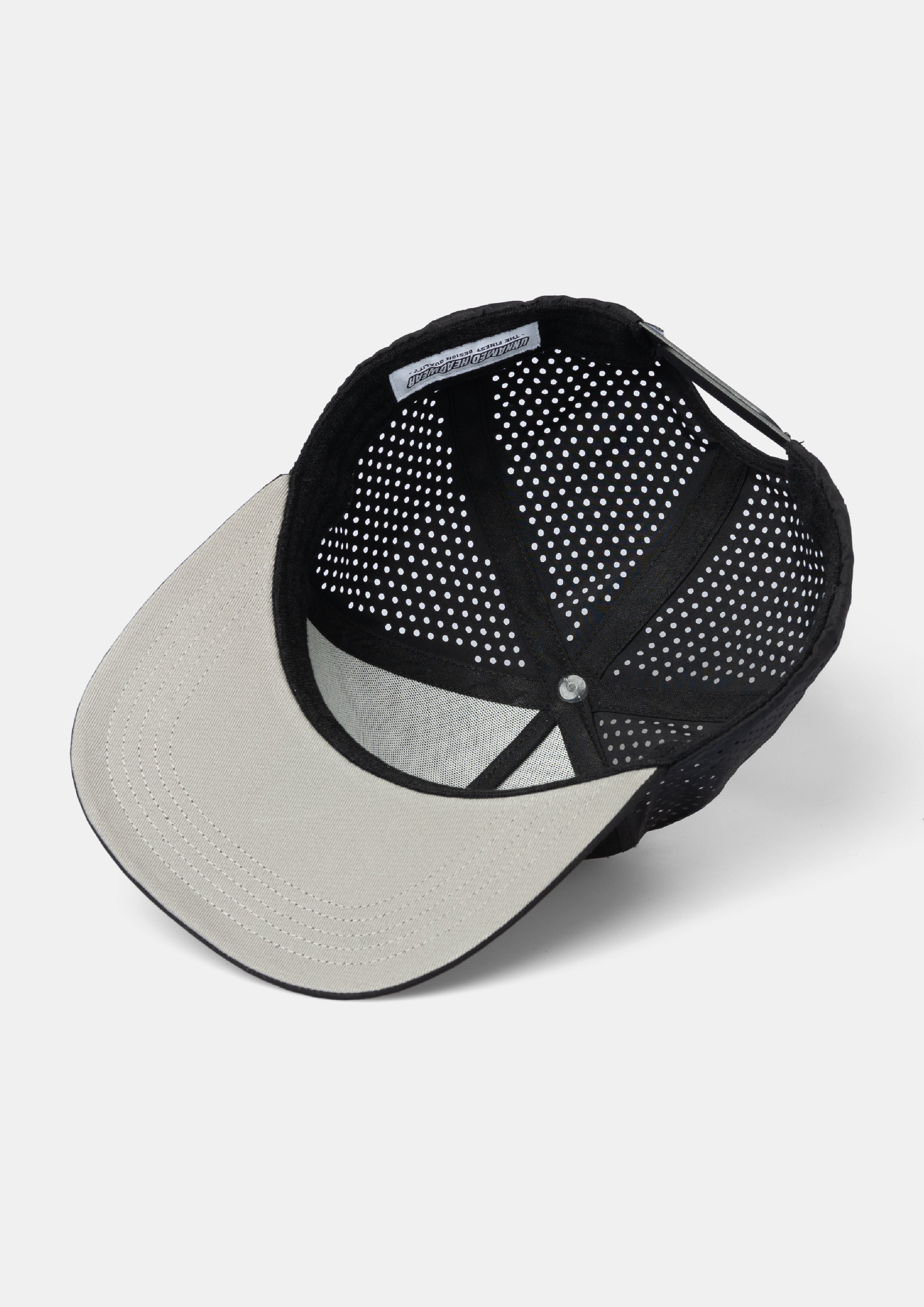 UNNAMED HEADWEAR 黒ベースボールキャップ UNNAMED HEADWEAR B.B CAP ベースボールキャップ ツバ裏グリーン